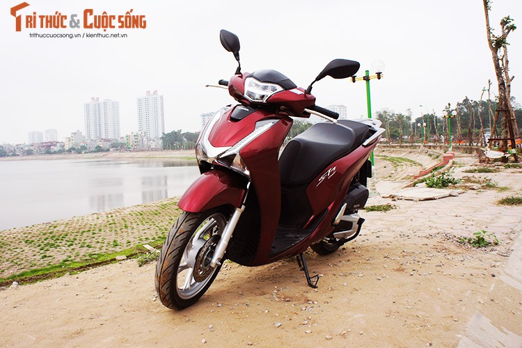 Honda SH 2017 tai Viet Nam - Dat co 